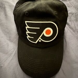 Philadelphia Flyers Black Cap with Logo - BetRivers